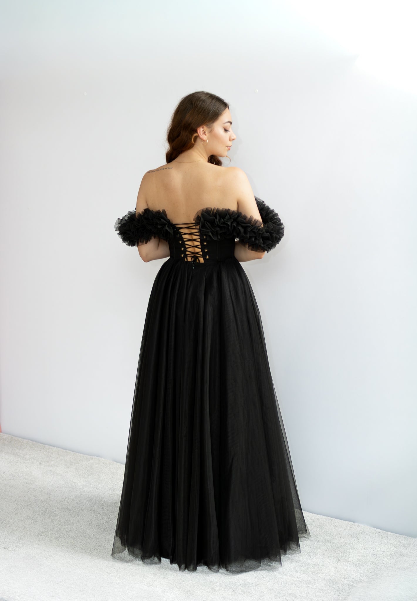 Samantha tiulowa sukienka maxi czarna