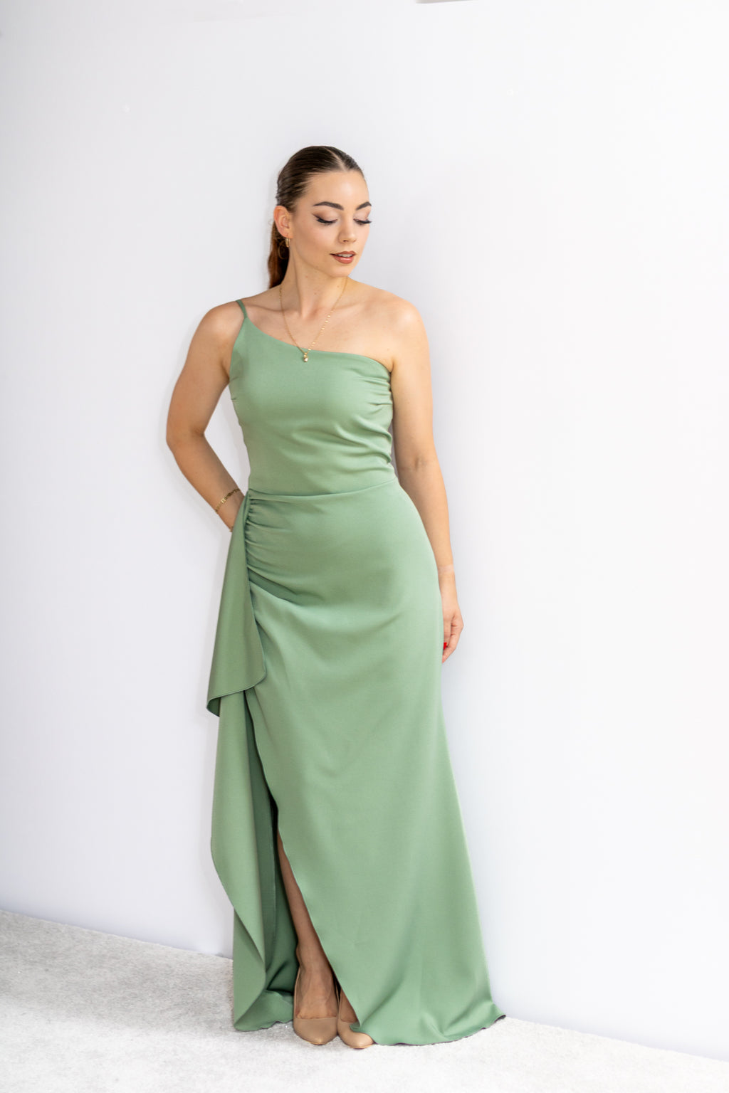 Molly asymetryczna sukienka maxi szałwia