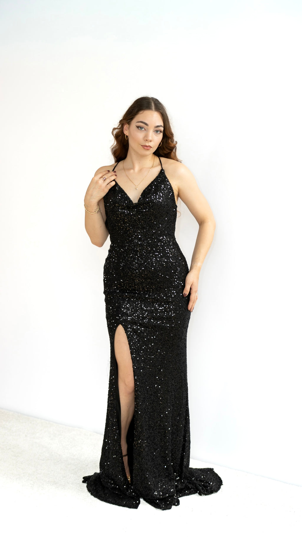 Jeniffer cekinowa sukienka maxi czarna