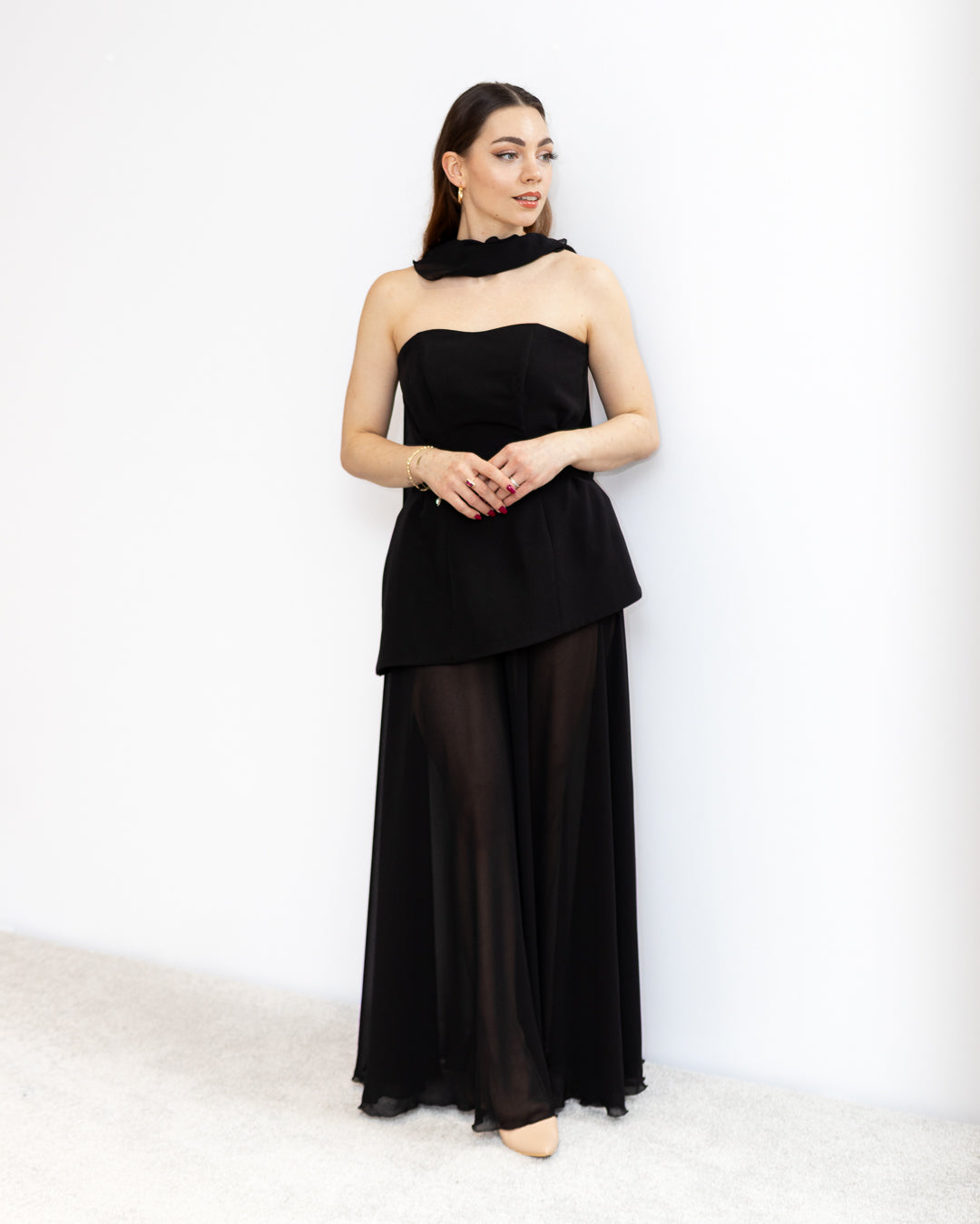 Elise gorsetowa sukienka z szyfonem czarna