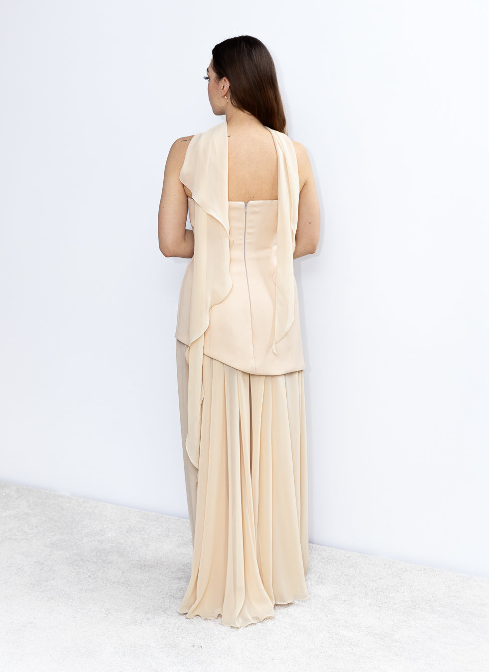 Elise gorsetowa sukienka z szyfonem beżowa