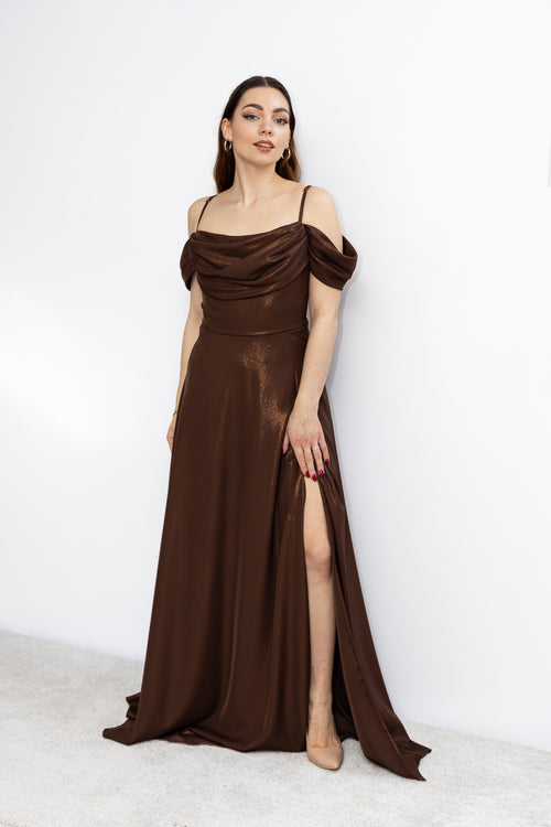 Adell rozkloszowana sukienka maxi czekoladowa