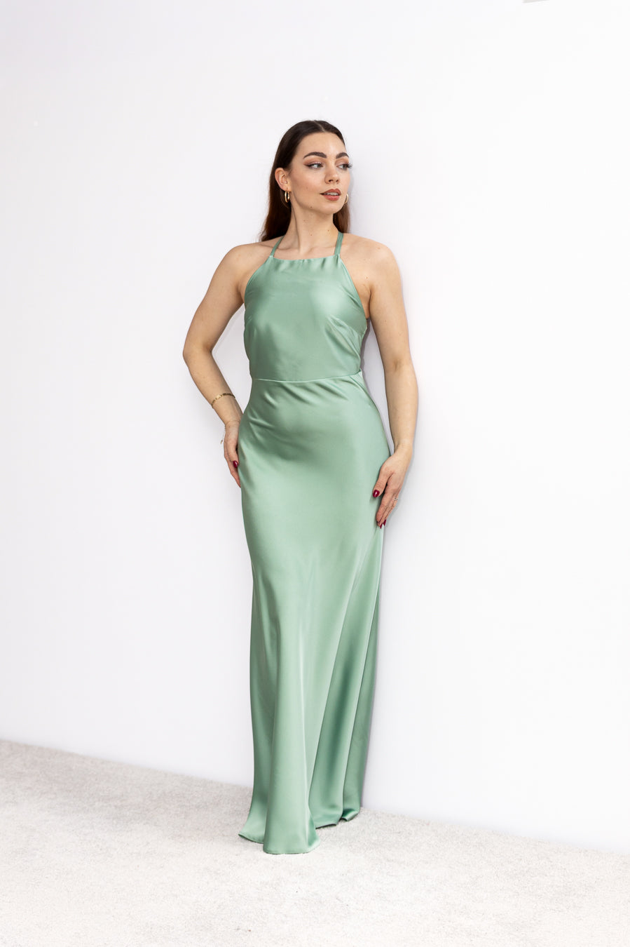 Chloe satynowa sukienka maxi szałwia