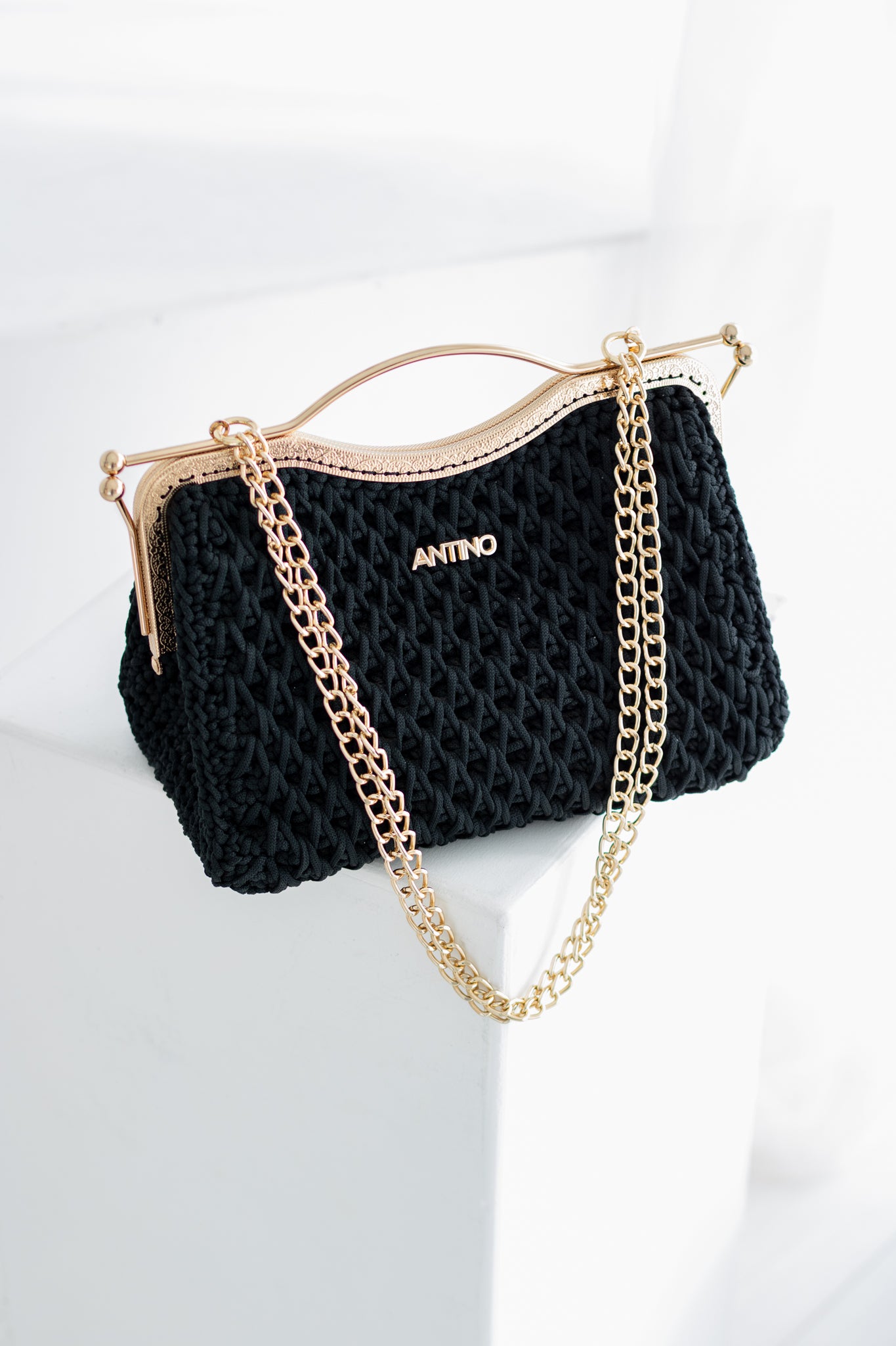 Torebka z ozdobnym biglem