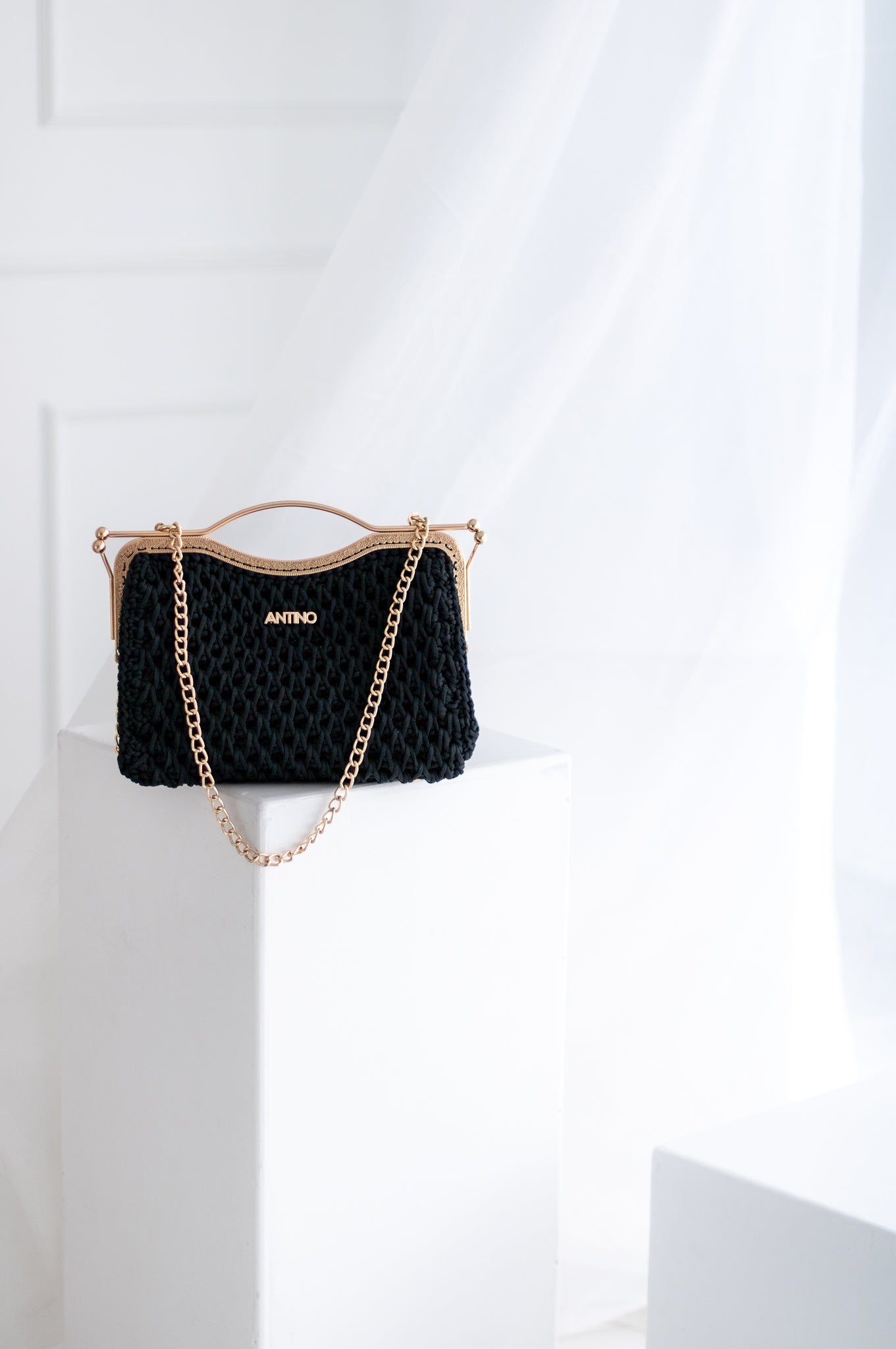 Torebka z ozdobnym biglem